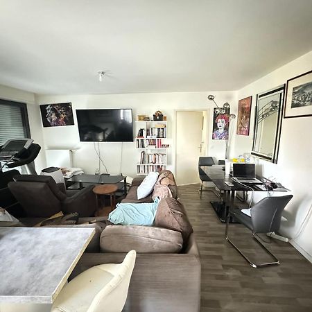 Grande Chambre 14 M2 Avec Salle De Bain Privative A Nanterre Prefecture Proche La Defense Arena Campus Sncf Et Paris المظهر الخارجي الصورة