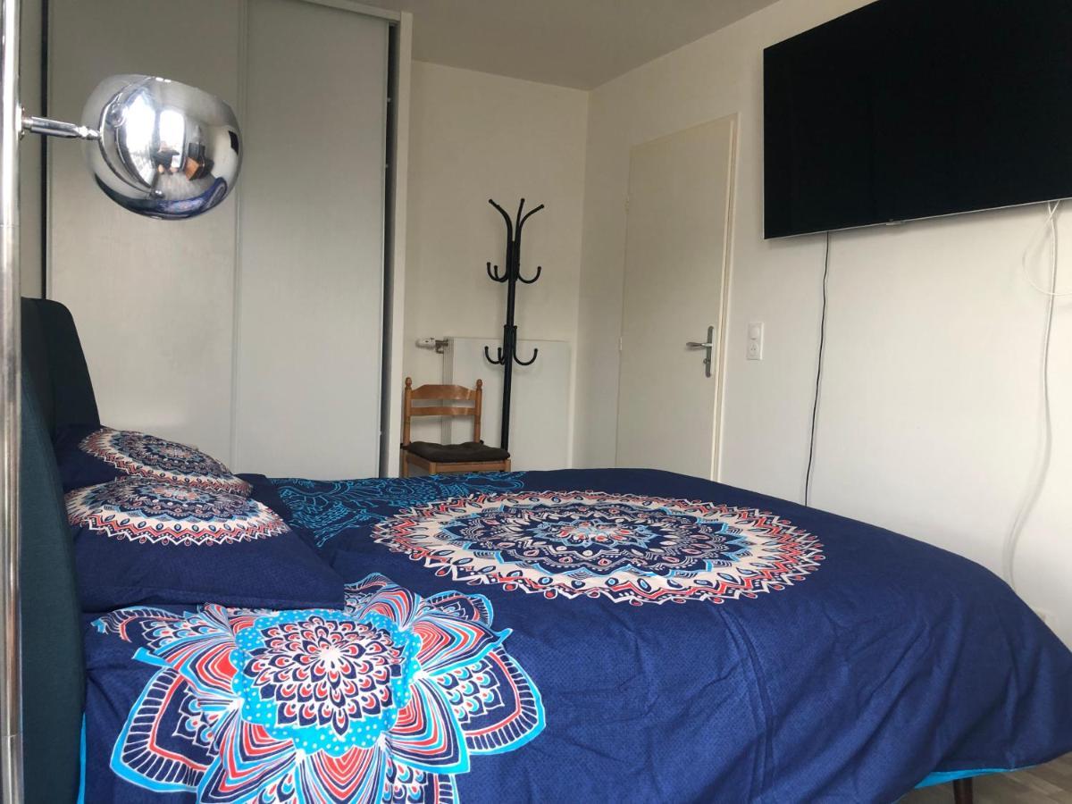 Grande Chambre 14 M2 Avec Salle De Bain Privative A Nanterre Prefecture Proche La Defense Arena Campus Sncf Et Paris المظهر الخارجي الصورة