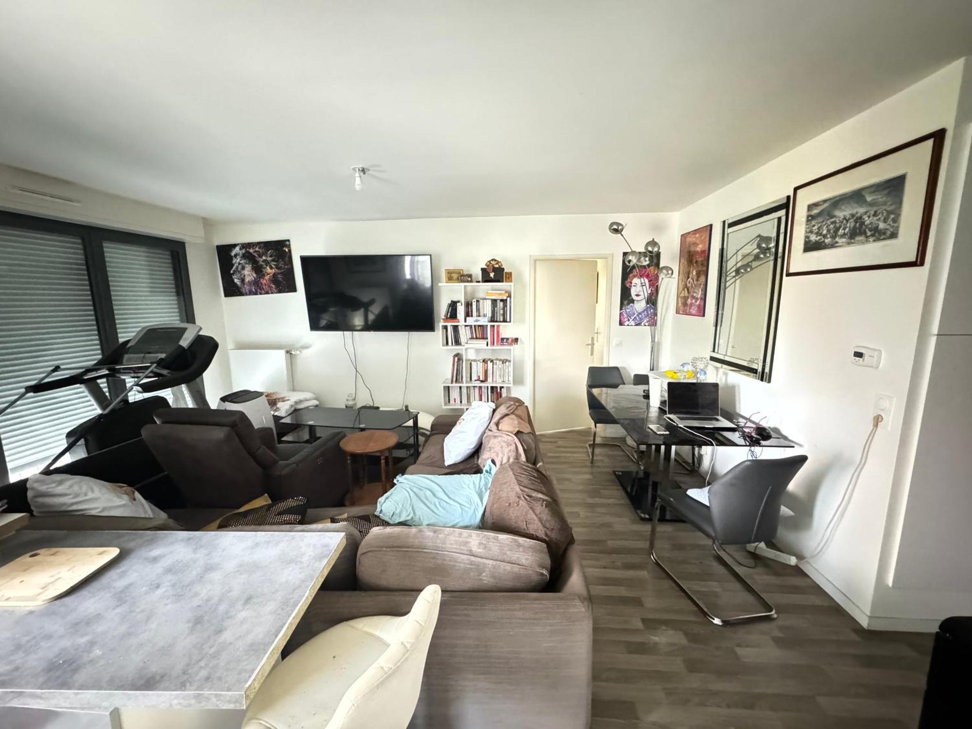 Grande Chambre 14 M2 Avec Salle De Bain Privative A Nanterre Prefecture Proche La Defense Arena Campus Sncf Et Paris المظهر الخارجي الصورة
