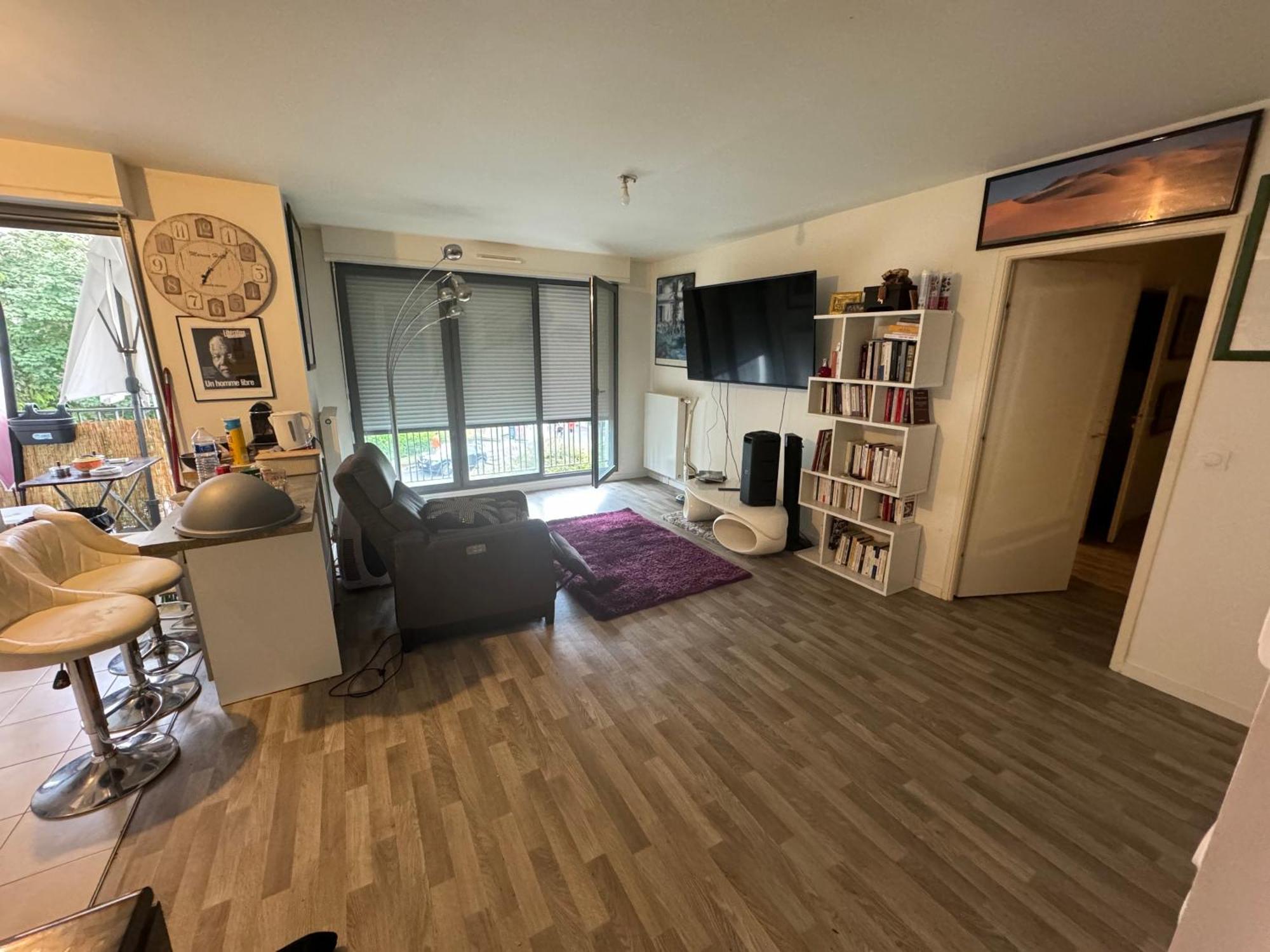 Grande Chambre 14 M2 Avec Salle De Bain Privative A Nanterre Prefecture Proche La Defense Arena Campus Sncf Et Paris المظهر الخارجي الصورة